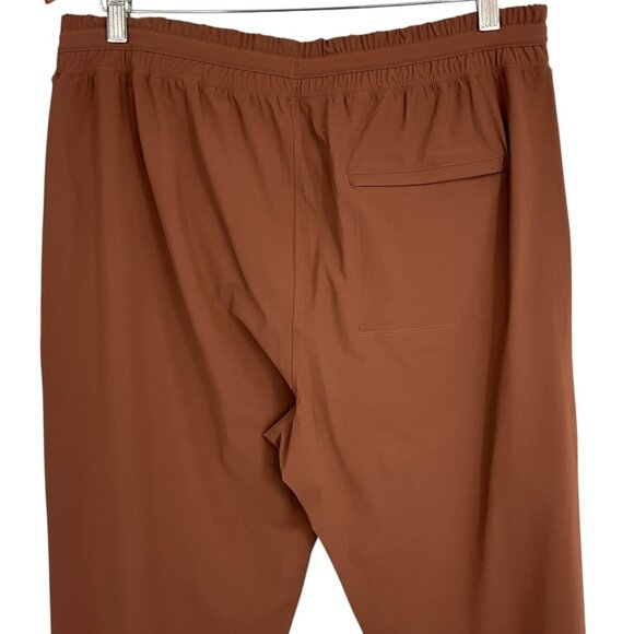 Vuori Miles Jogger Brown Ultralight Performance Quick Dry Travel Size XL - Picture 5 of 6